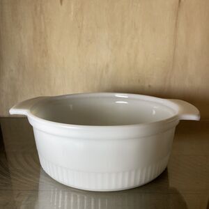 Vintage Anchor Hocking Fire King Oven White Ribbed 2 QT Casserole Dish Bowl 1438